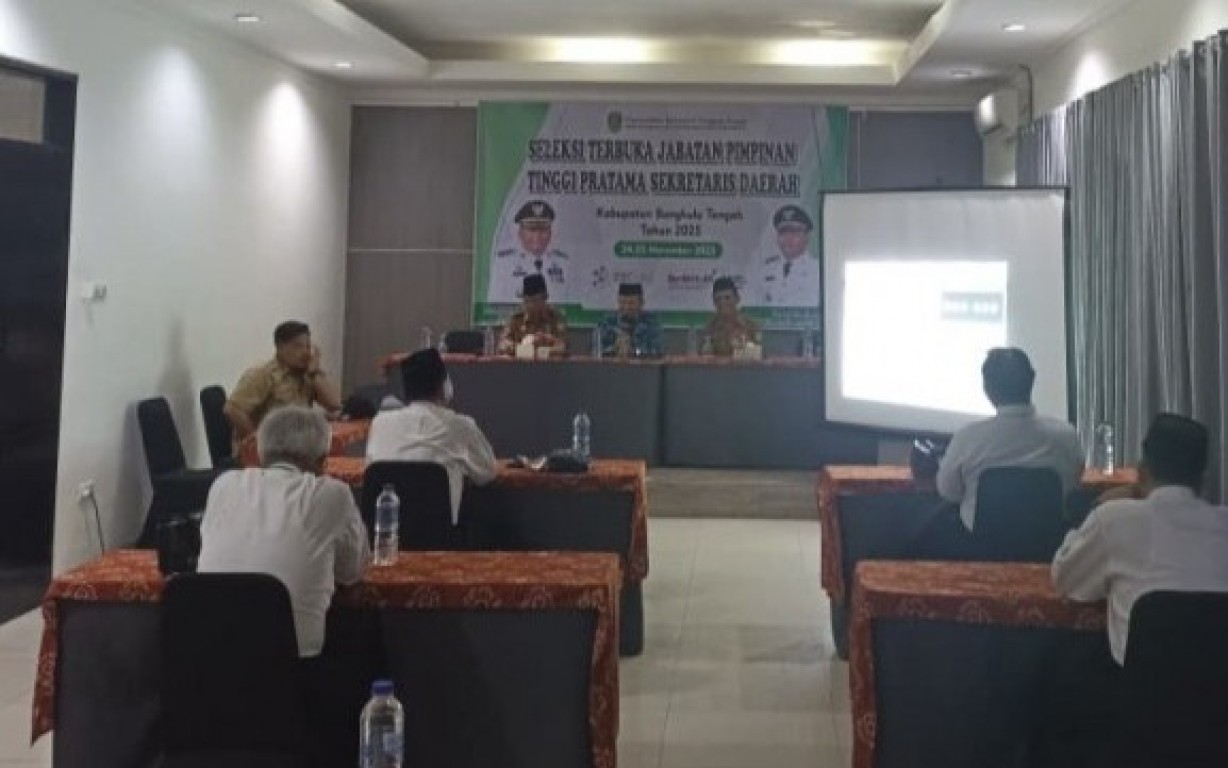  Selter JPT Sekda Kabupaten Bengkulu Tengah Jalani Tes Penulisan Makalah, presentasi dan wawancara